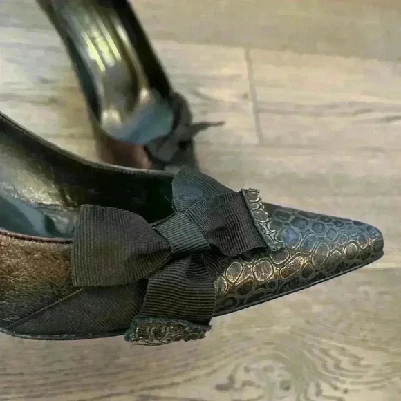 Vintage Roberto Capucci Brown and Metallic Bronze Heels Size 9 - Picture 9 of 15